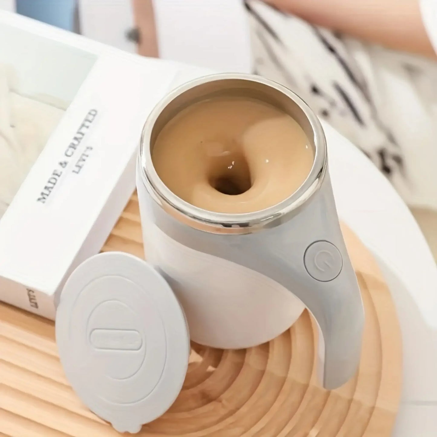 Tasse Mélangeuse Automatique Rechargeable
